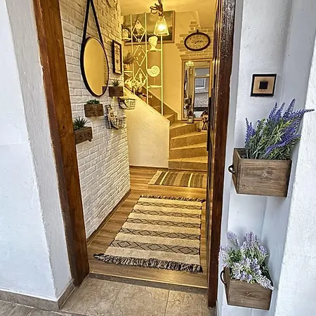 Hei Taka Guest house *