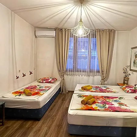 Hei Taka Gasthuis 4*